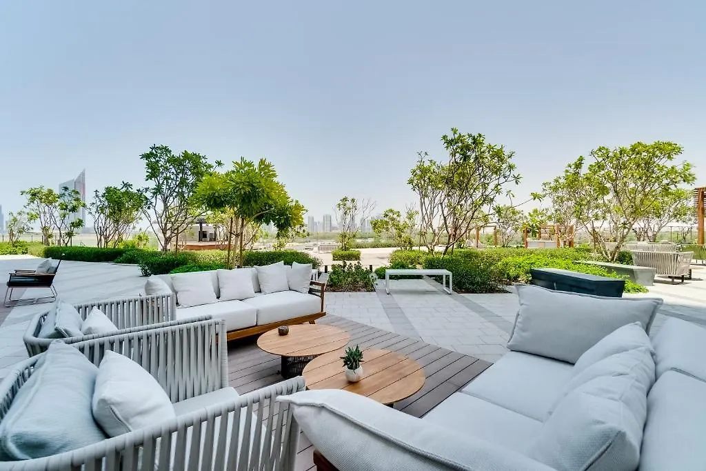 Hotel Vida Residences The Hills Dubai